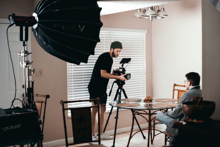 Comment Devenir Figur ant Pour Une Production Télévisée En 3 Étapes